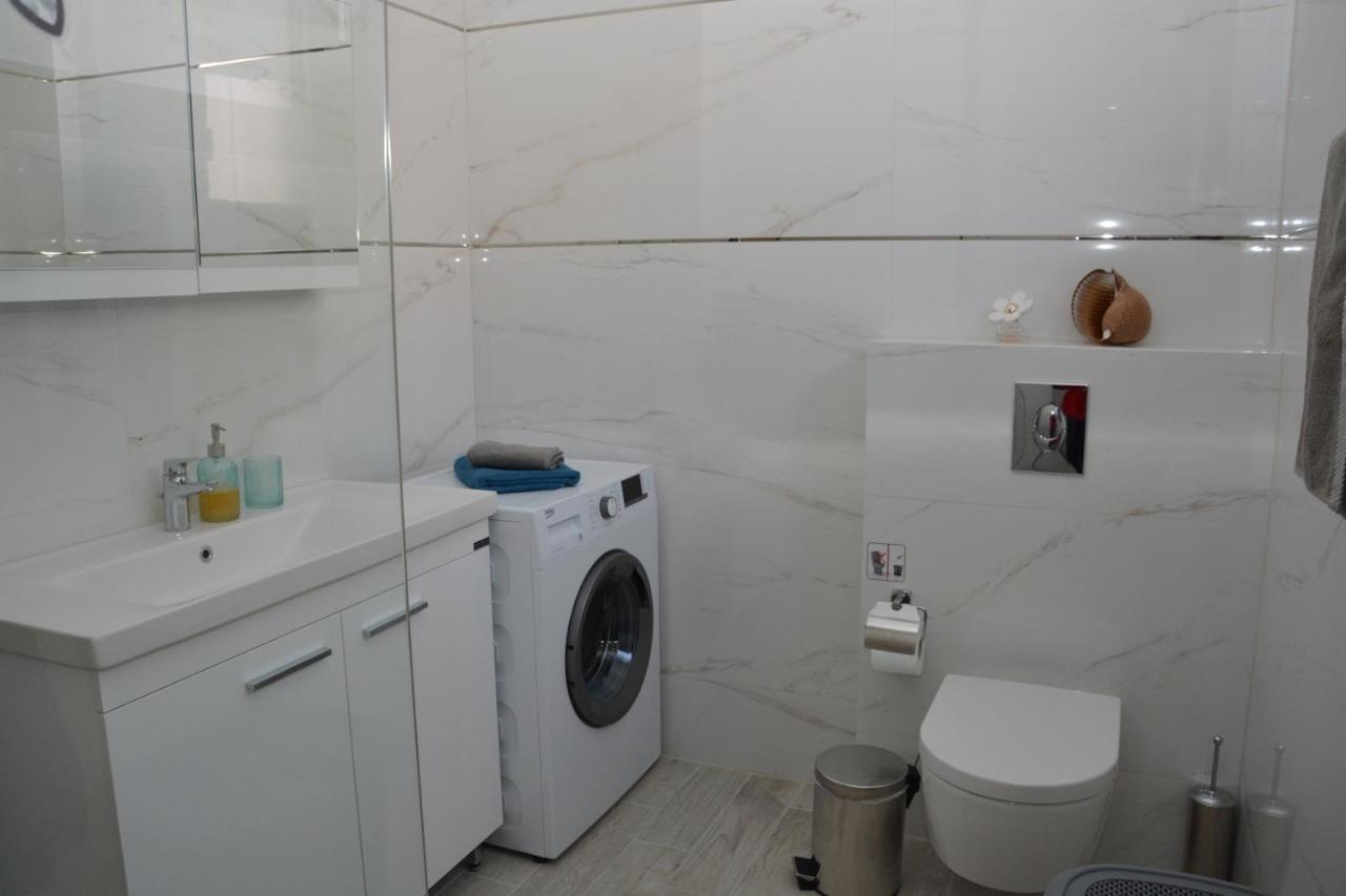 Pegasus Sea View Luxury Apartments Vrasná エクステリア 写真