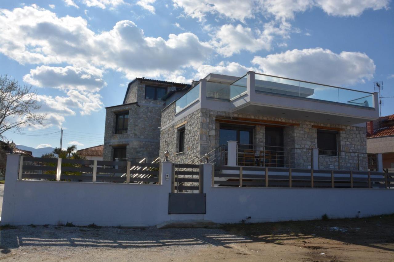 Pegasus Sea View Luxury Apartments Vrasná エクステリア 写真